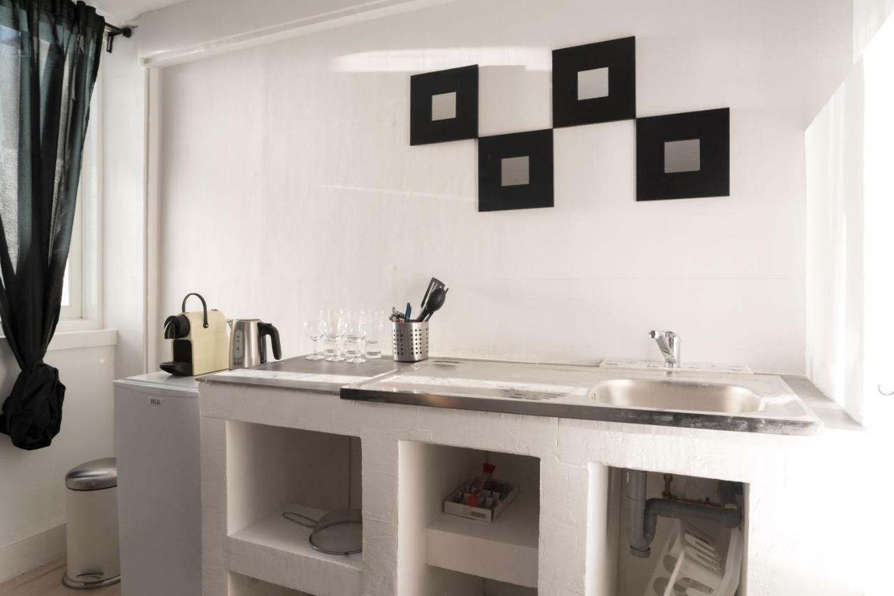 White & Black Studio Appartement Amsterdam