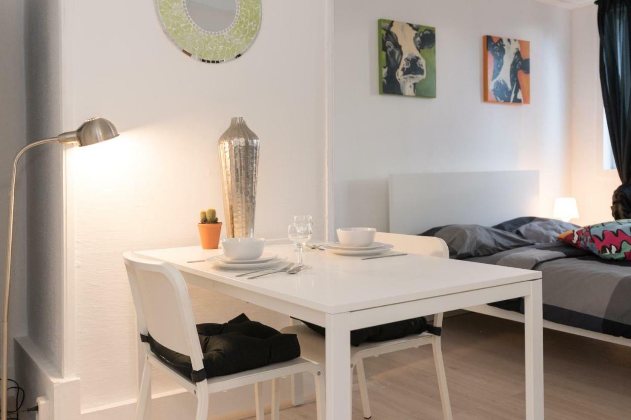 White & Black Studio Appartement Amsterdam
