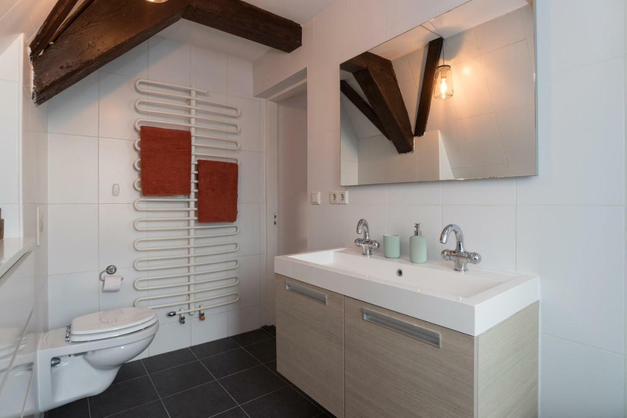 Emperor Studio Homestay