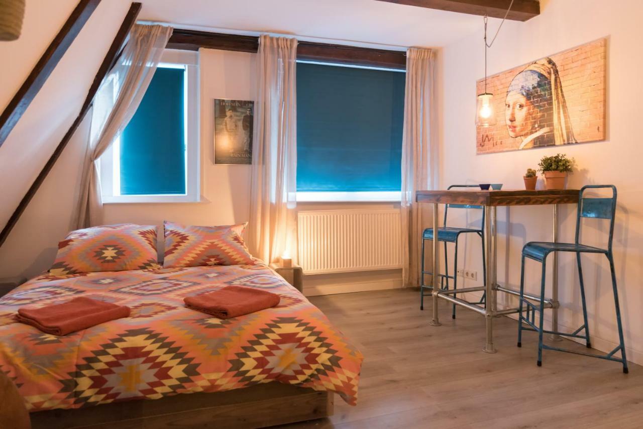 Emperor Studio Homestay *