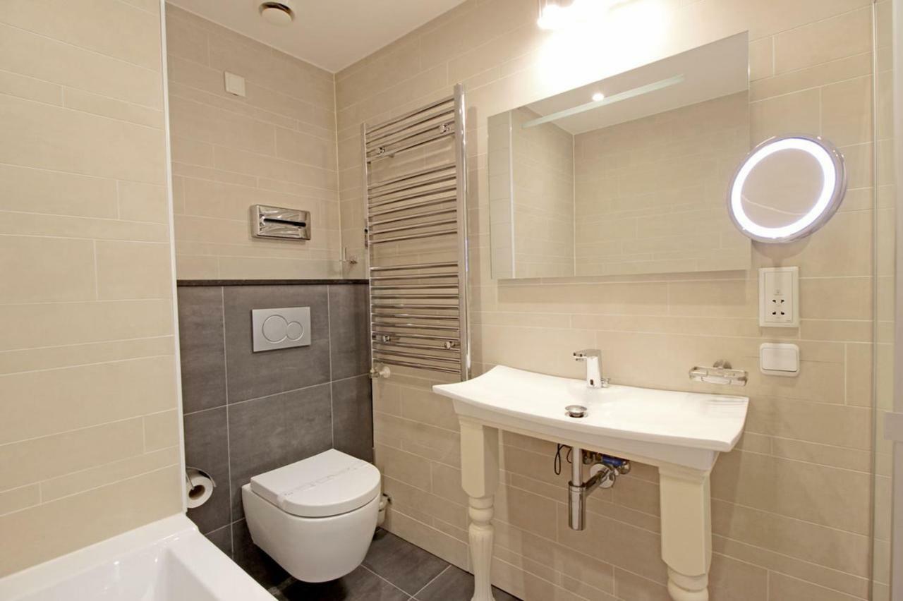 2 Bedroom Loft Near Rijksmuseum
