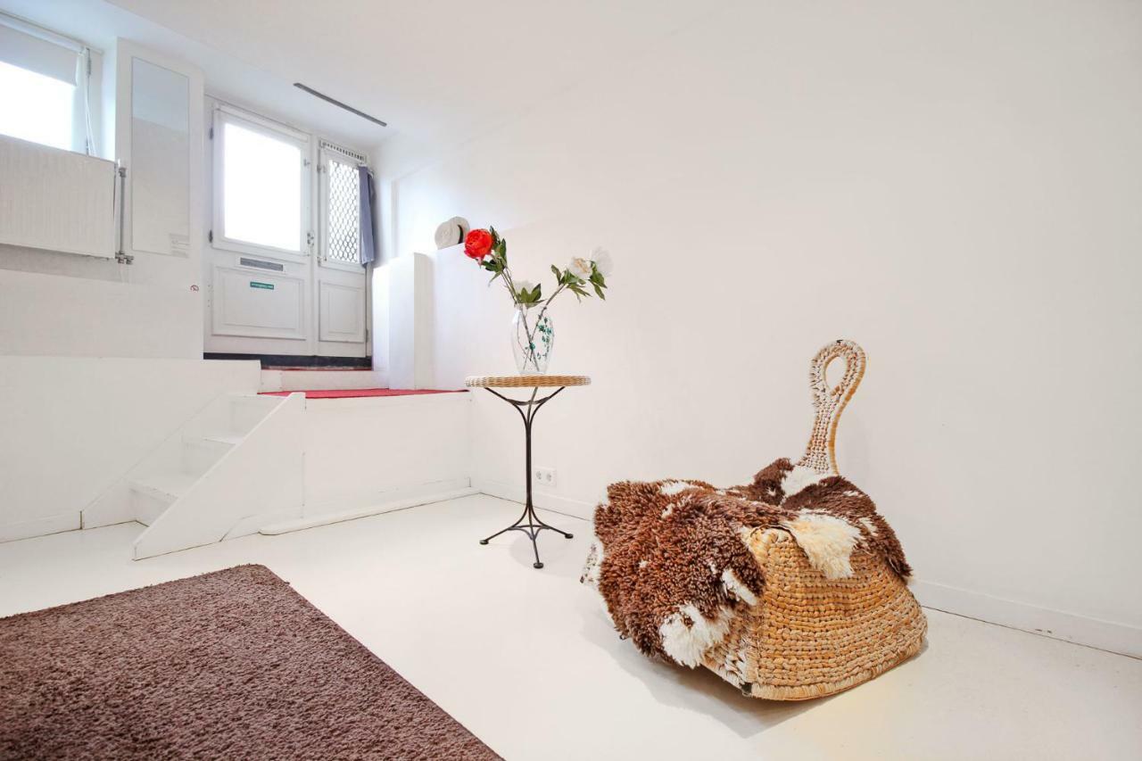 Bed & Breakfast Romantic Jordaan Canalsuite Near Anne Frank House 2*