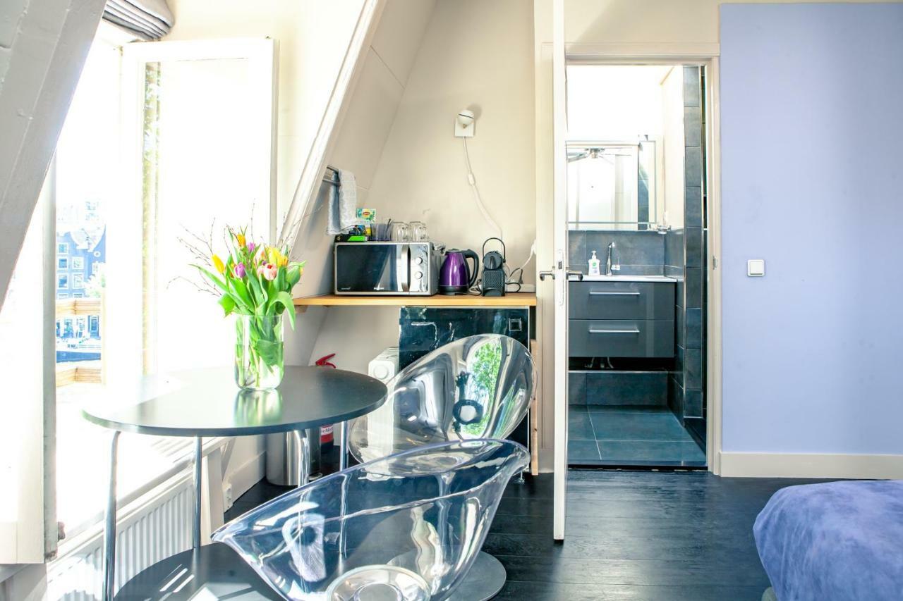 Bed & Breakfast Zwanestein Canal House