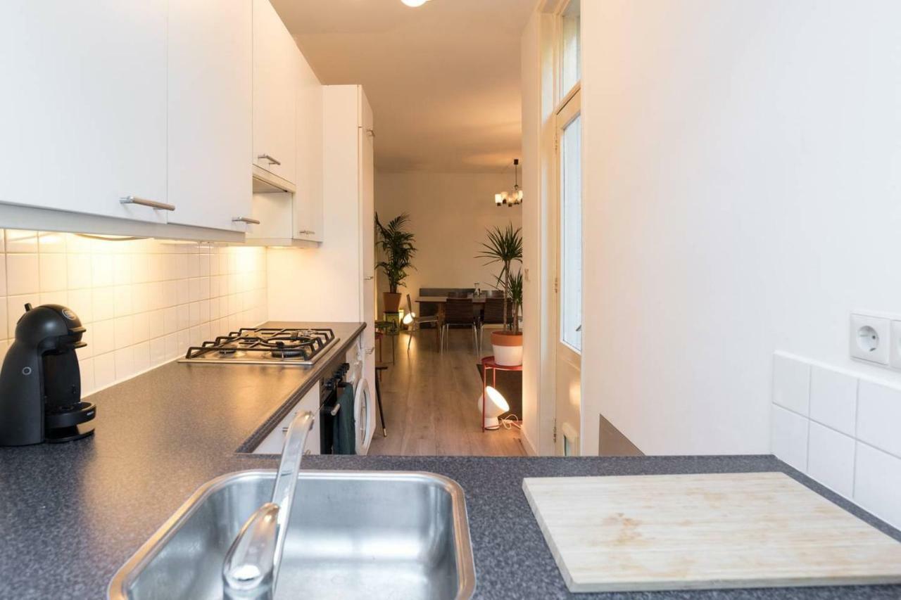 Amazing With Private Garden On Great Location Appartement