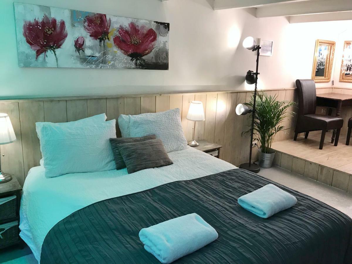 Bed and breakfast At Ámsterdam
