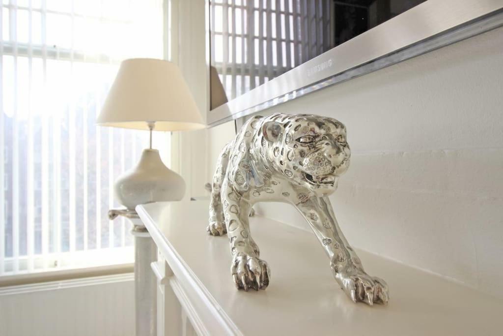 White Luxury Penthouse In Centre Appartement Amsterdam
