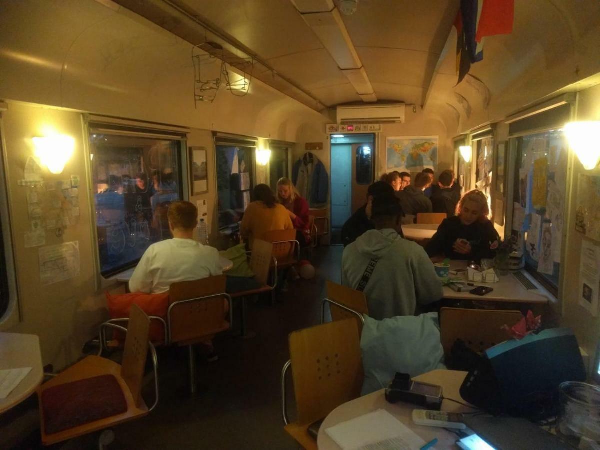 Train Ostello Amsterdam