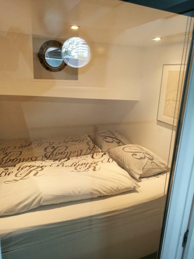 Appartement Houseboat Rose *