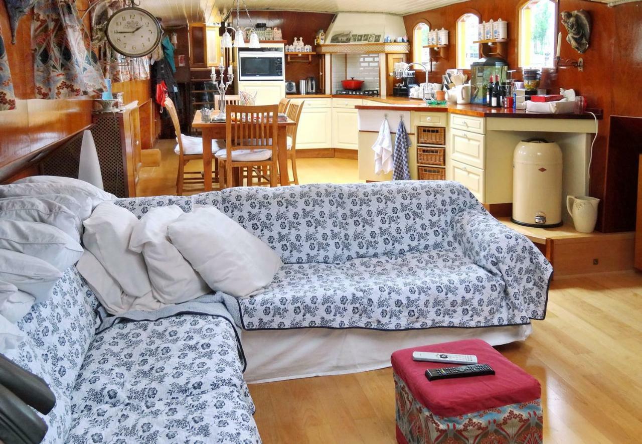 Art Nouveau Houseboat, In Hart Of The City Center Appartement *