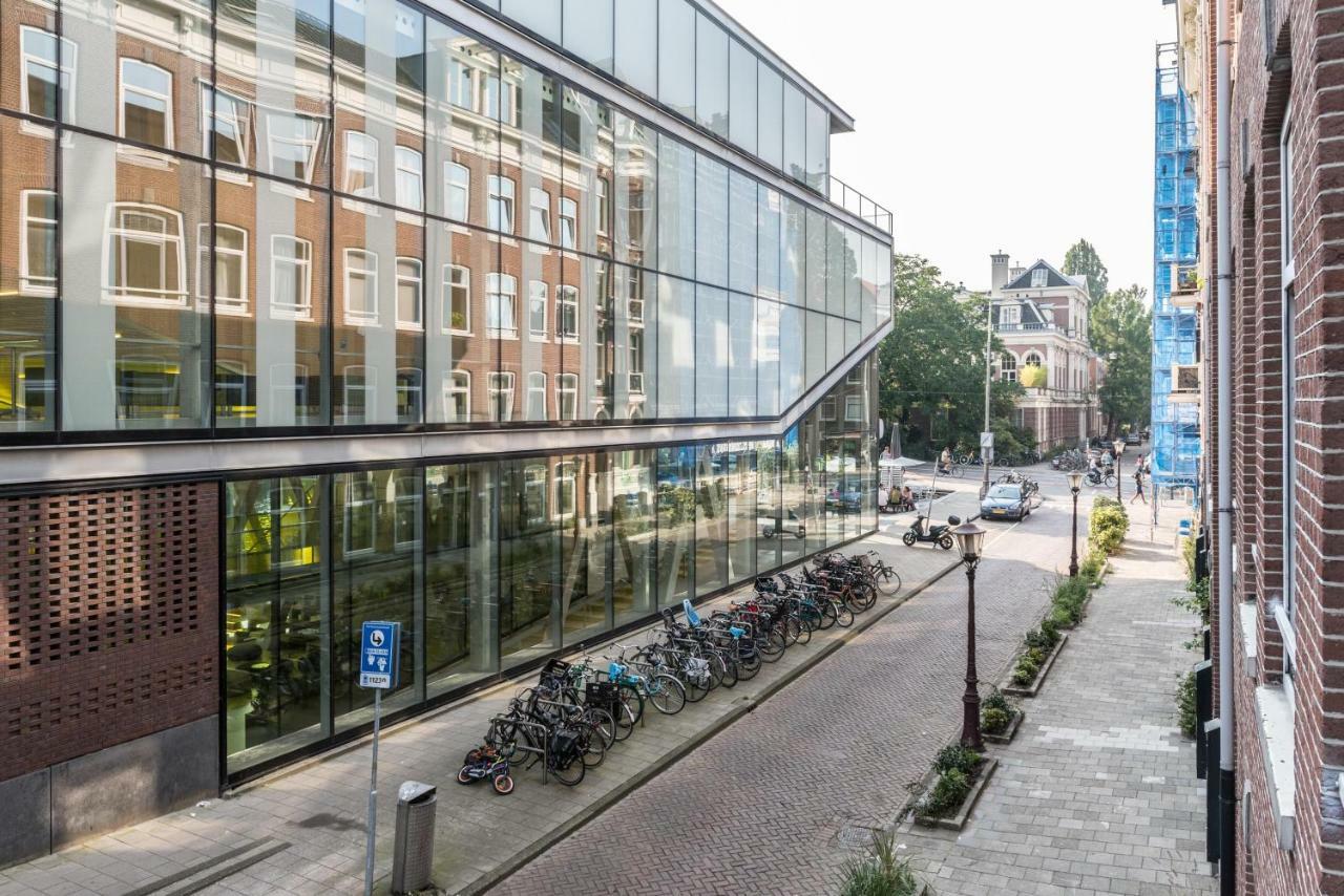 85 * Amsterdam