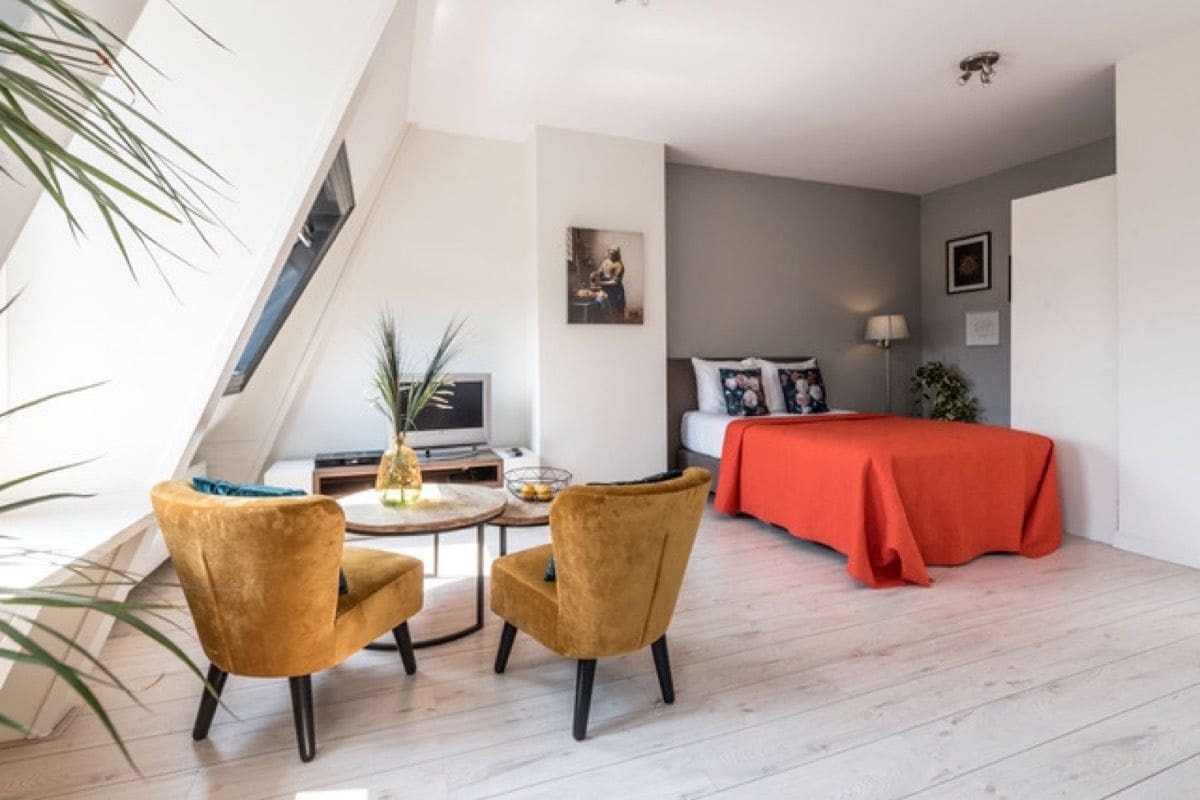 Boutique Canal House Couette-café 3*