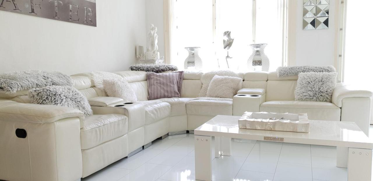 White Luxury Penthouse In Centre Appartement Amsterdam