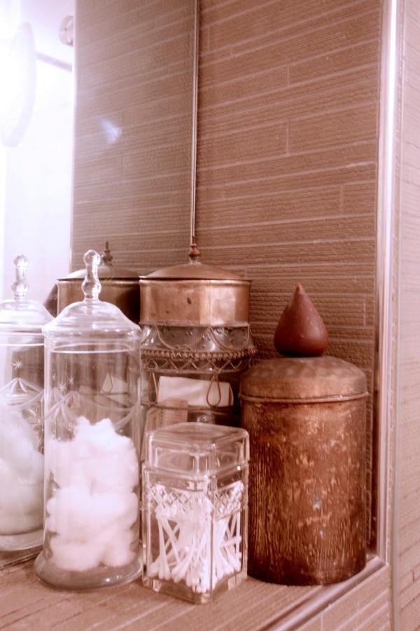 Cozy Canal Couette-café