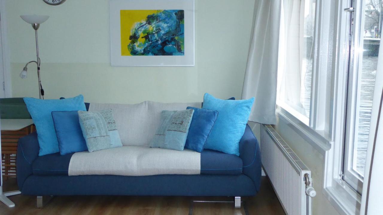 Houseboat In The Center, 5 Min Walk To Tropical Museum, Free Wifi! Appartement Amsterdam