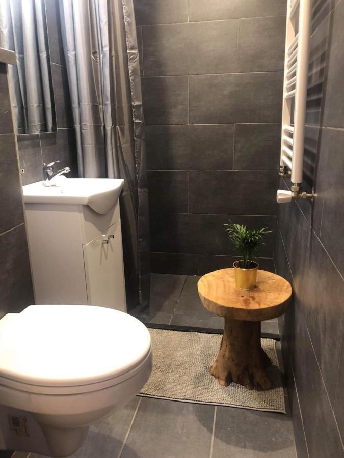 Amazing Beb 2 Min From Station Appartement Amsterdam