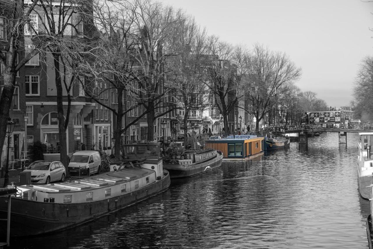 2 Houseboat Prinsengracht Bed & Breakfast *