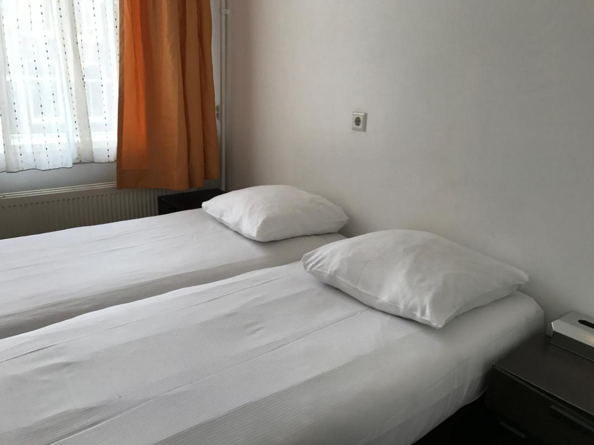 Budget Sphinx Hostel *