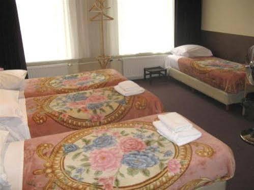 Vondel Garden - Digital Access Hotel