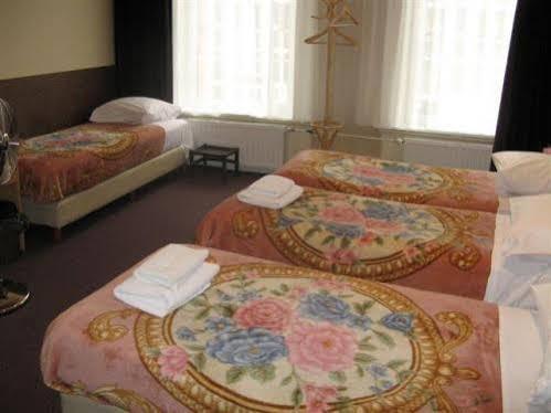 Vondel Garden - Digital Access Hotel