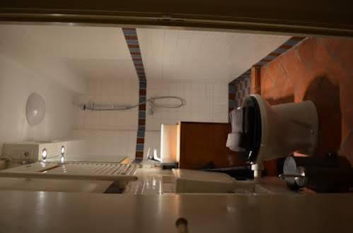 Lanestay Damsquare Bed and breakfast