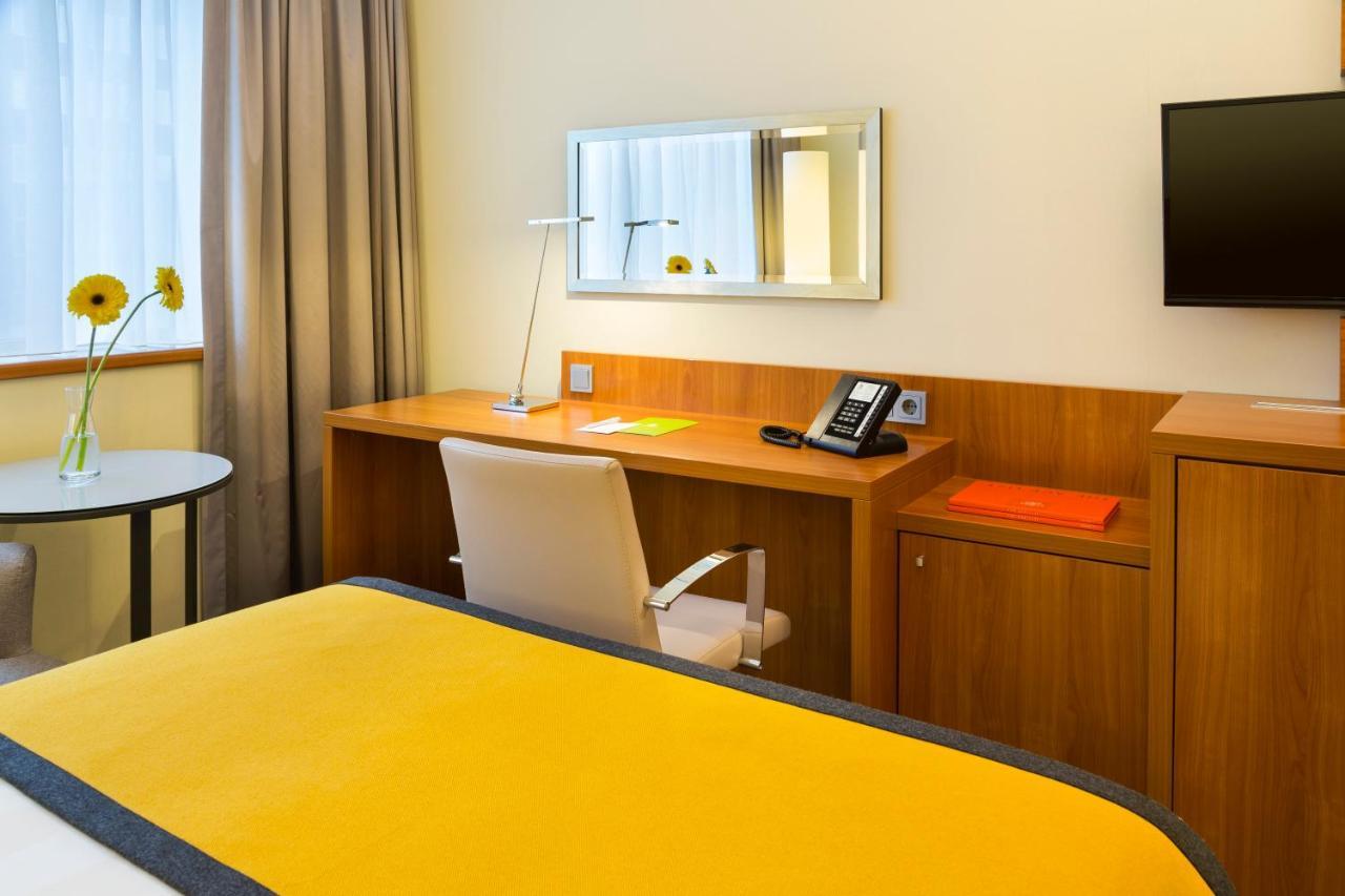 Hotel Holiday Inn Amsterdam 4*