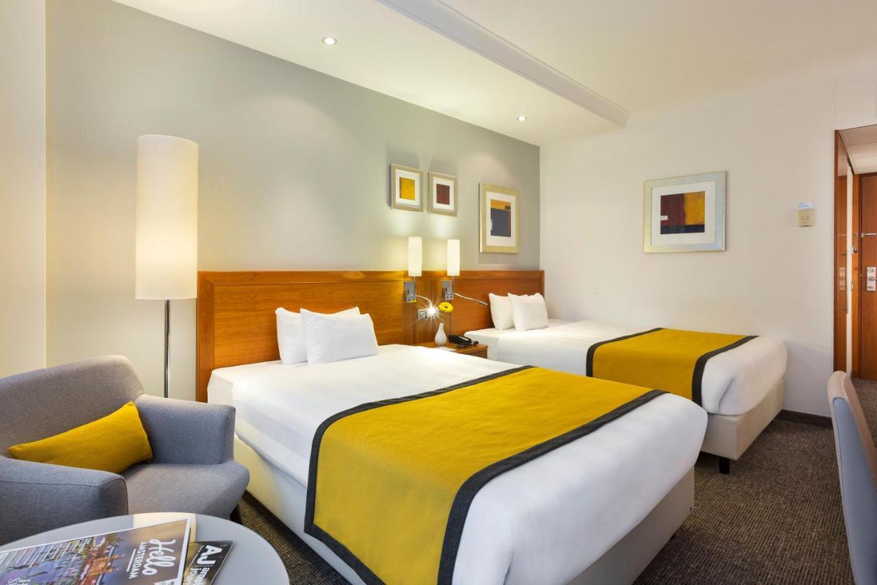 Holiday Inn Amsterdam 4* Amsterdam