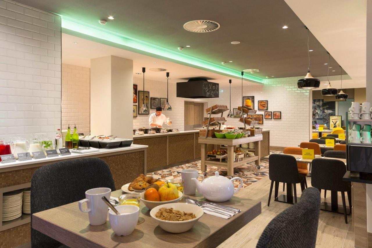 Holiday Inn Amsterdam 4* Amsterdam