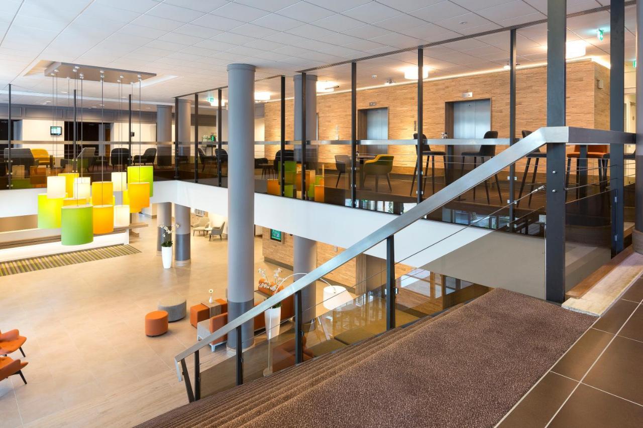 Hotel Holiday Inn Amsterdam 4*