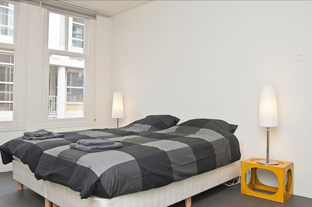 Luxury Keizersgracht Group House