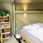 Houseboat Tante Piet