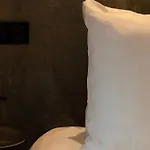 Midtown Hotel Twin Studio
