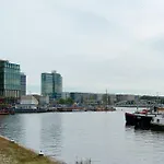 Prins Hendrik Apartments