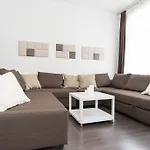 Downtown 1 Bedroom Apartment