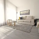 1-Br-Jordan Apartments Close To Cs