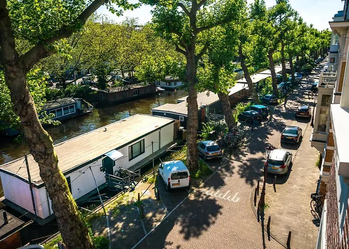 Amsterdam Houseboat amstel