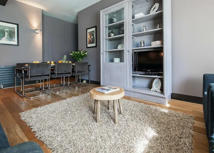 City Park Apartment Suites