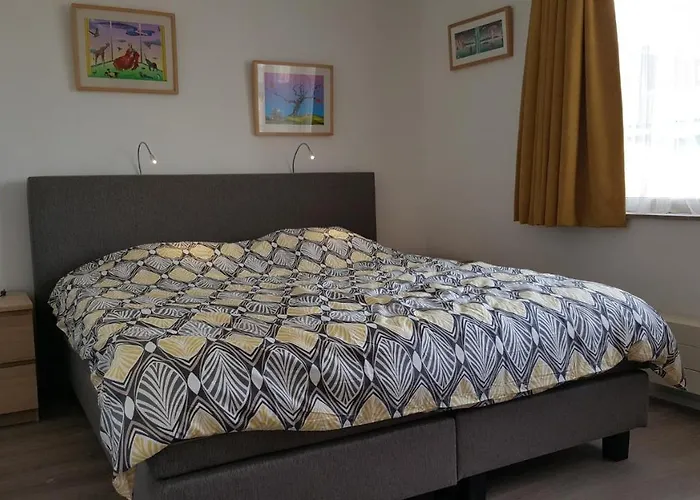 Quiet spacious room