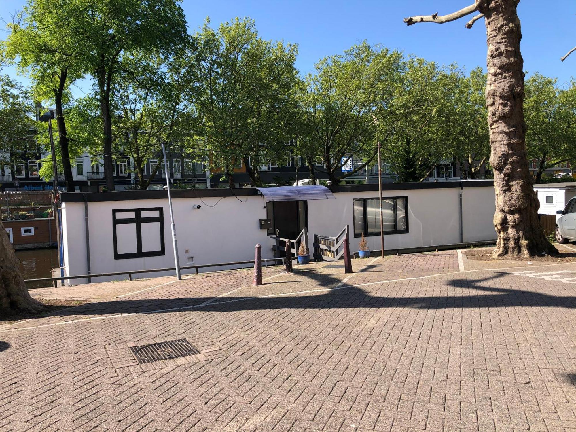 Houseboat Amstel Bed & Breakfast Amsterdam