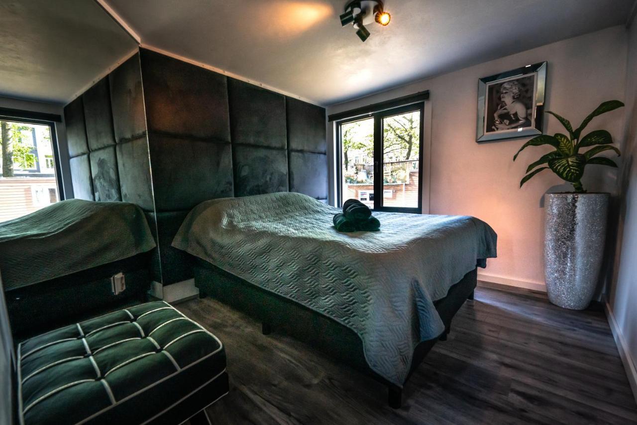 Bed & Breakfast Houseboat Amstel Amsterdam