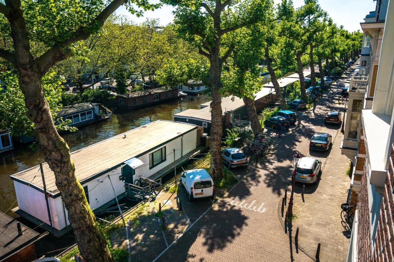 Amsterdam-houseboat-amstel * Amsterdam
