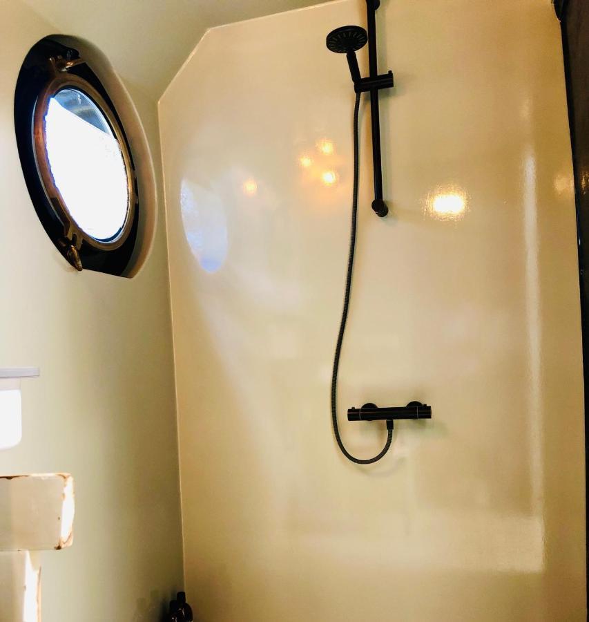 Bateau-hôtel Houseboat Tante Piet Amsterdam