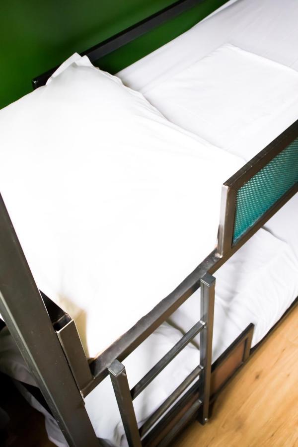Hostel Onefam Amstel