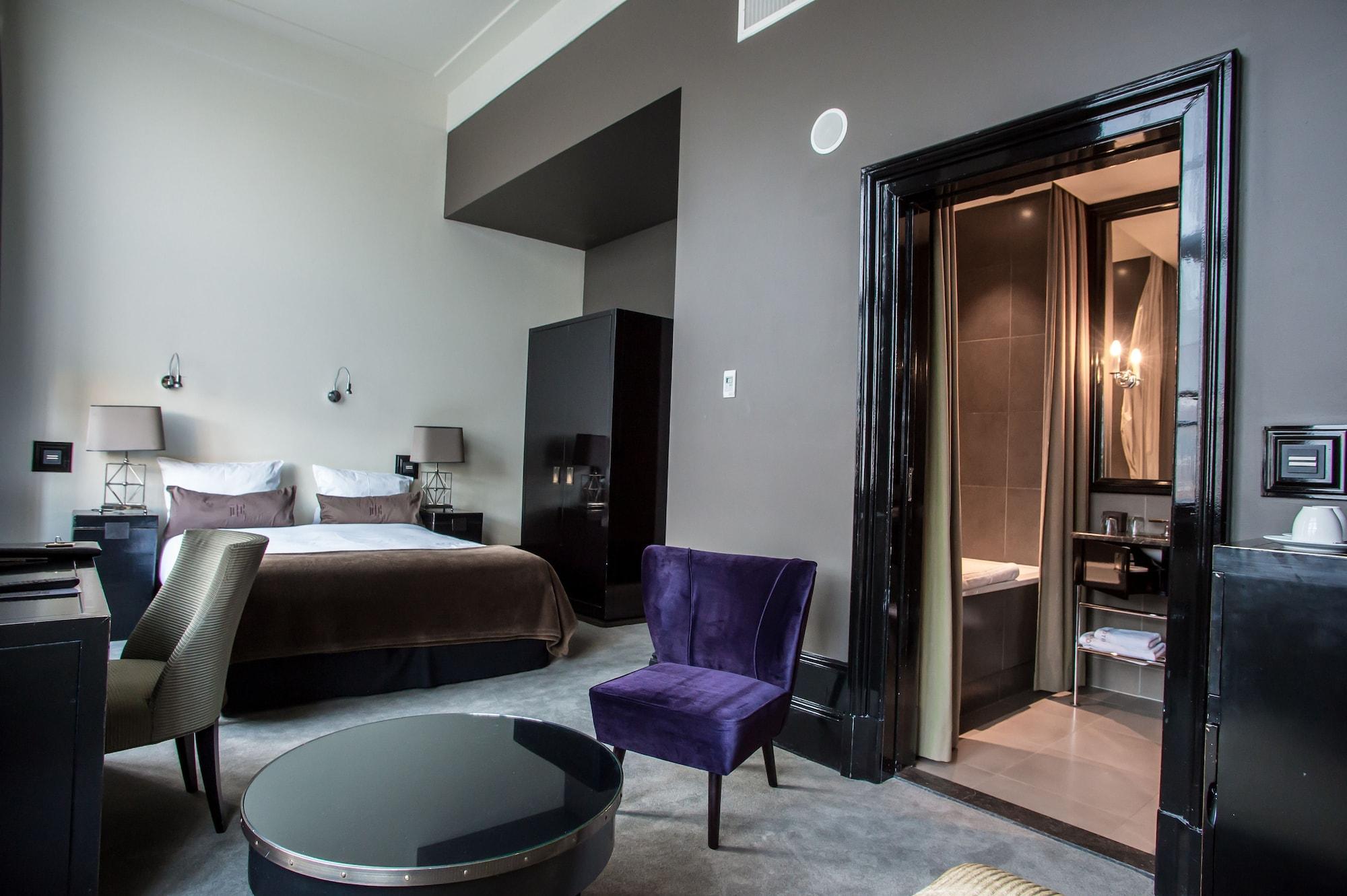 Hotel The College 5*