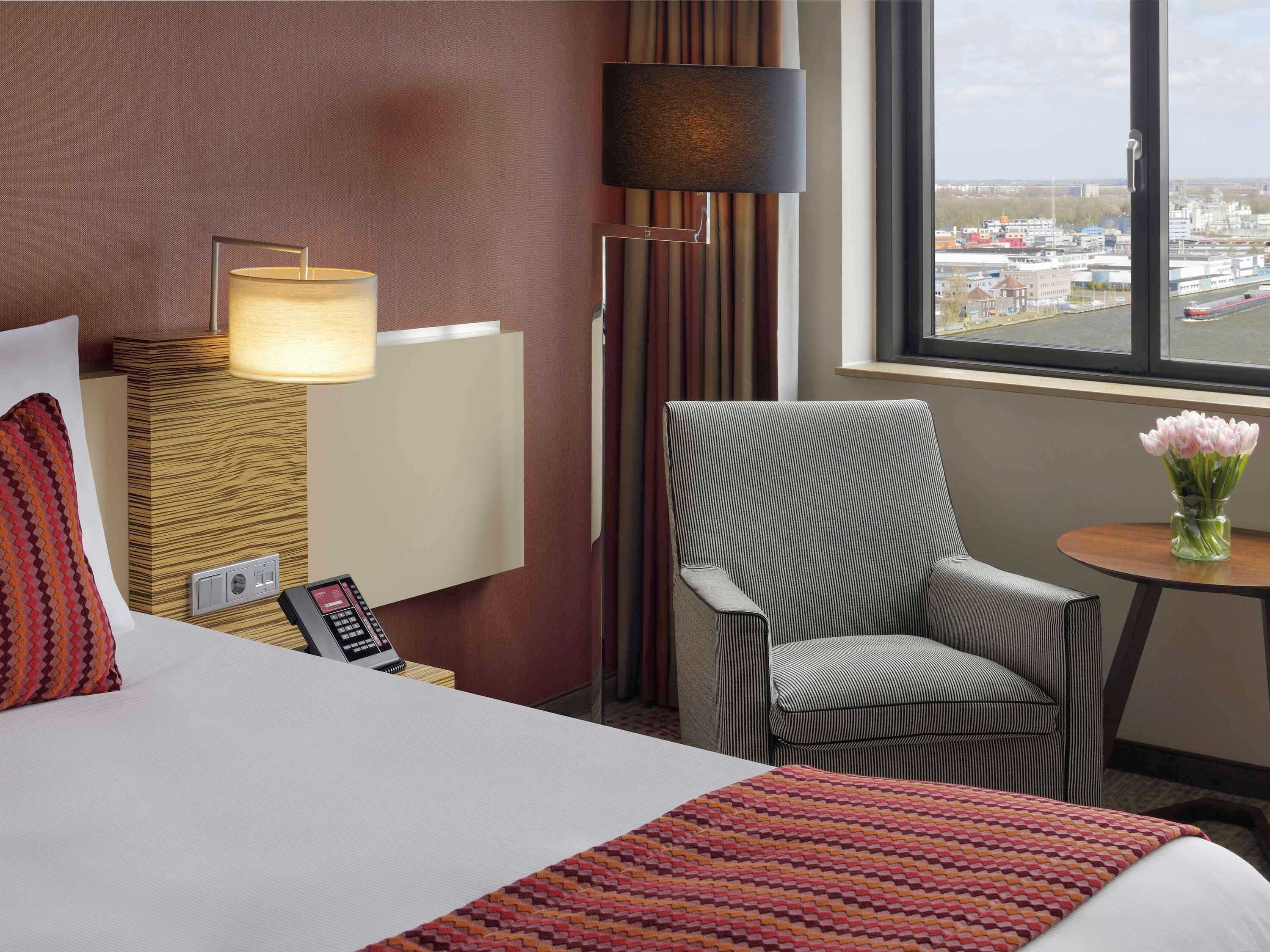 Moevenpick Centre 4* Amsterdam