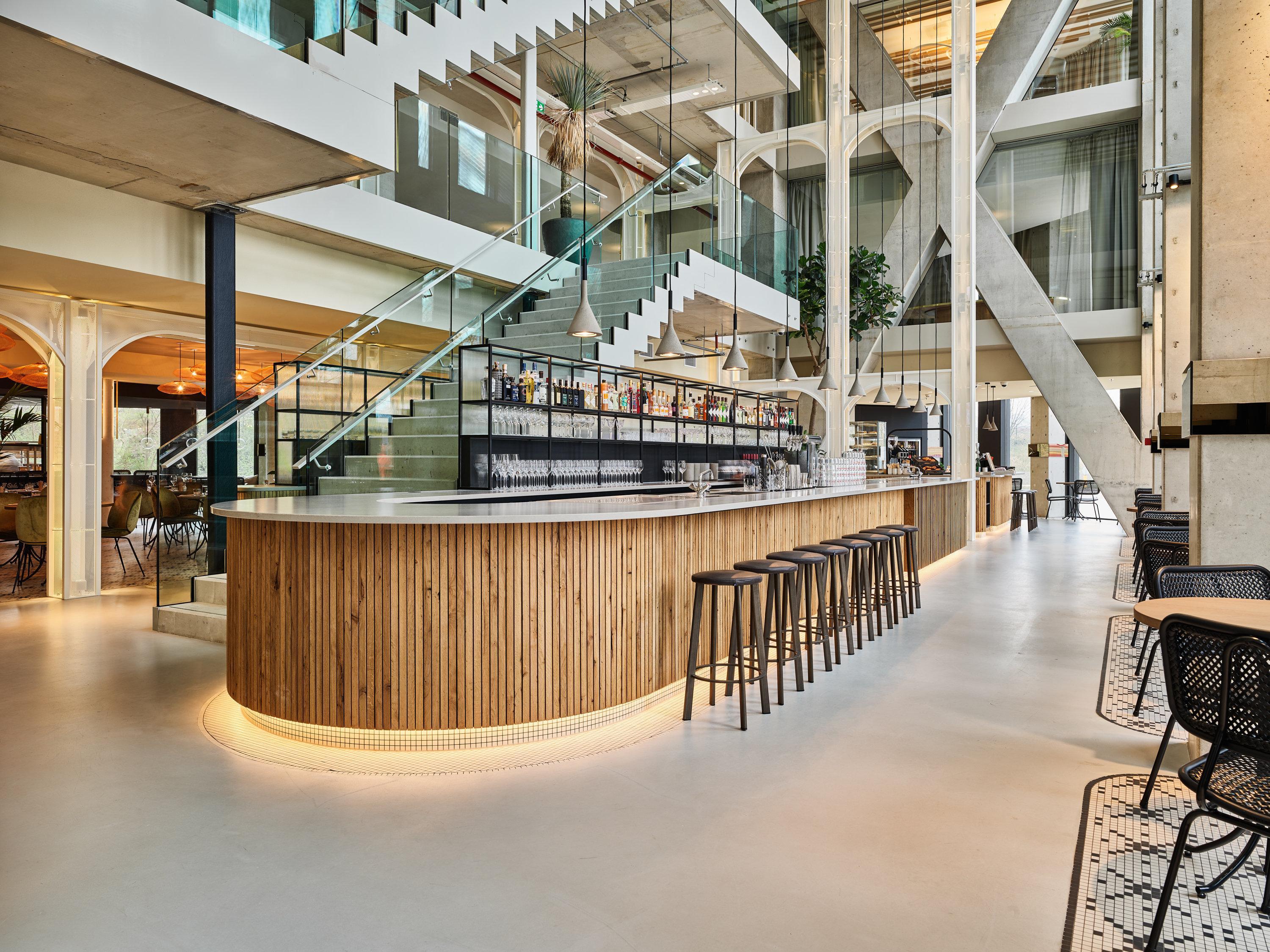 Ruby Emma Hotel 4*