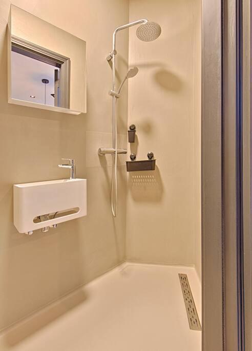 Private 60m2 - Centre Location