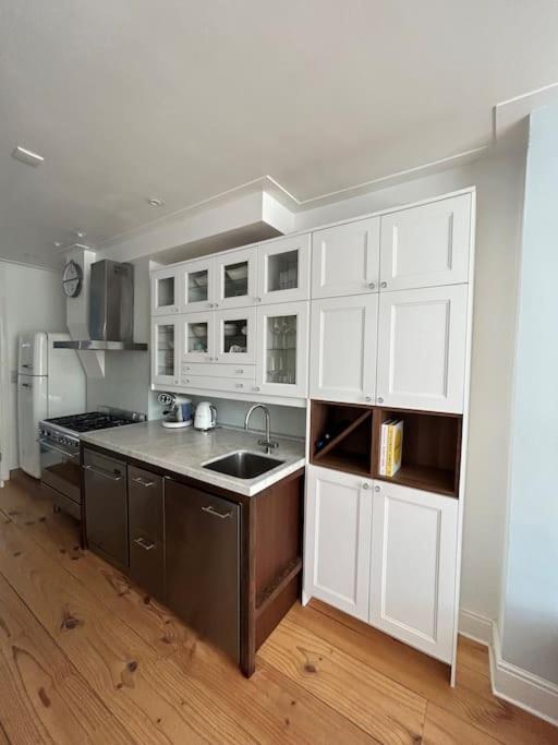 Luxury In The Center Apartment Amsterdam