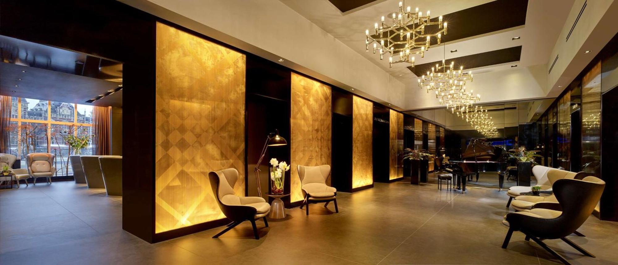 Park Plaza Victoria Hotel 4*