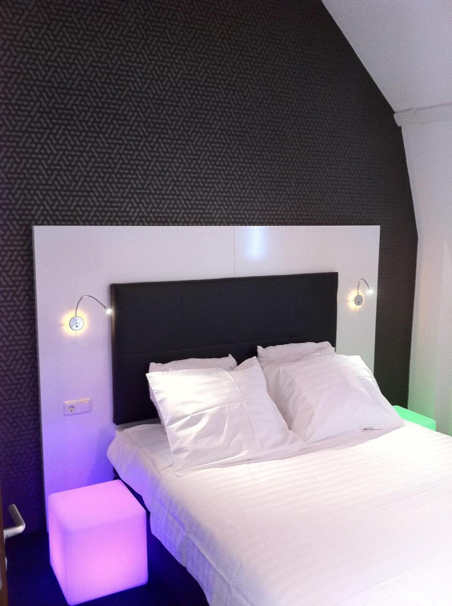 Hotel Vossius Vondelpark 3*