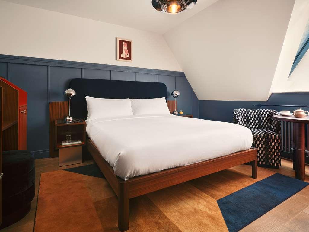 The Hoxton, Lloyd Hotel Amsterdam